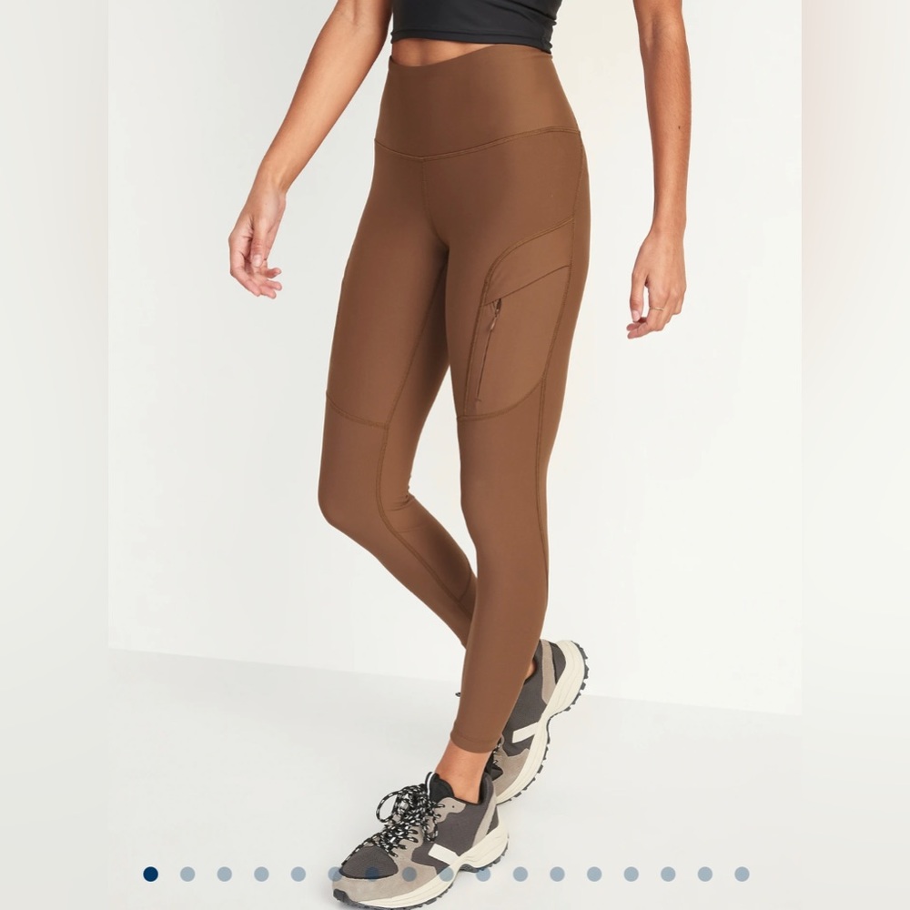 *AVAIL TIL 9/15* Old Navy High-Waisted 7/8-Length Cargo Leggings, size SP